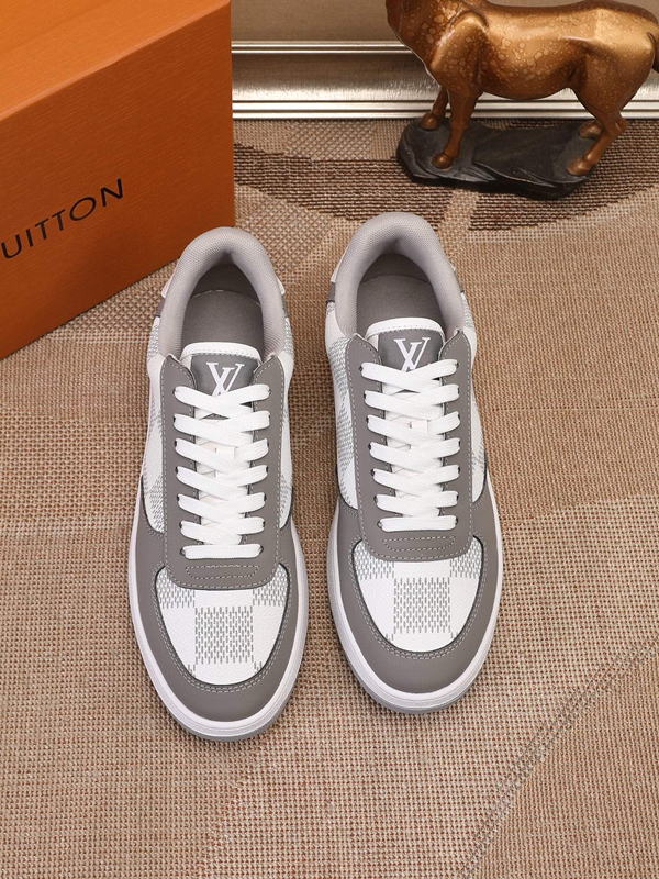 ルイヴィトン靴着用イメージ